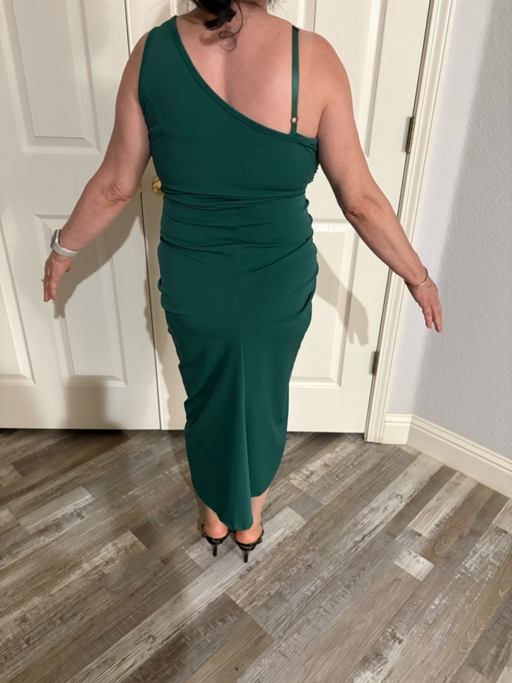 One-Shoulder Emerald Green Midi Dress